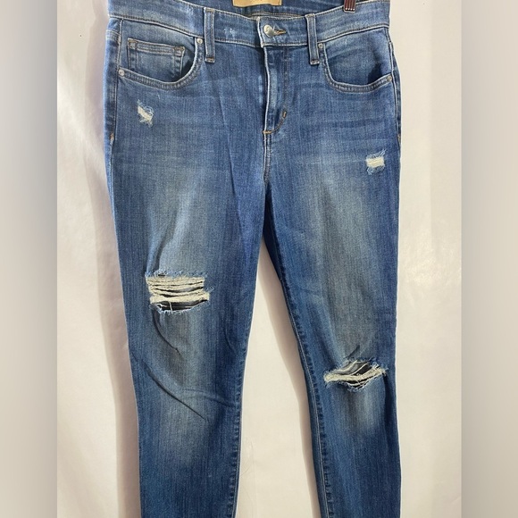 Joe’s Jeans High Rise Distressed Crop Size 28 - Picture 2 of 10